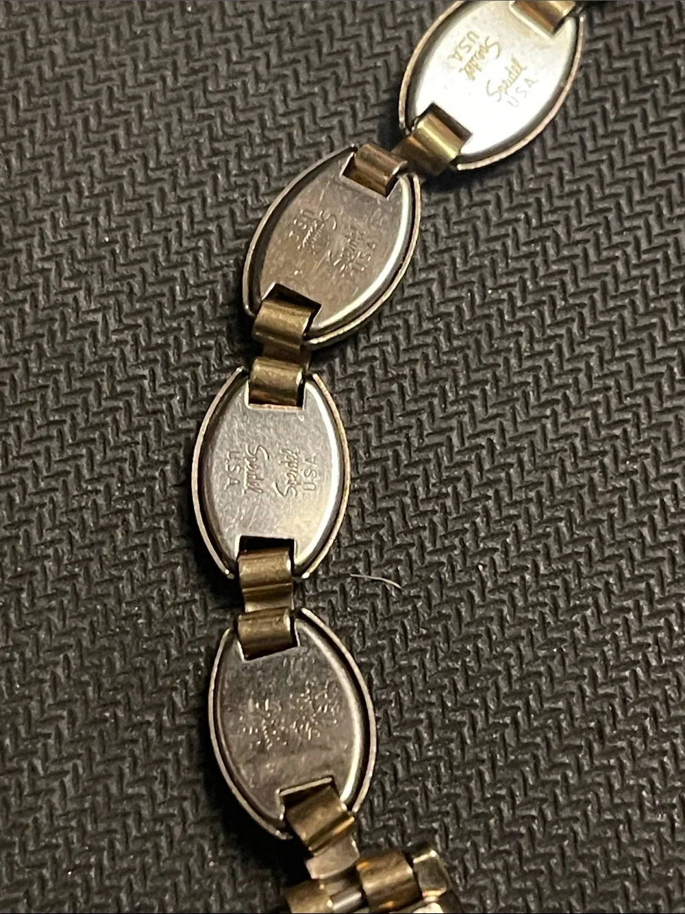 Vintage Women's Baylor Gold Oval Link Bracelet Watch with Crystals. 10k GF bezel